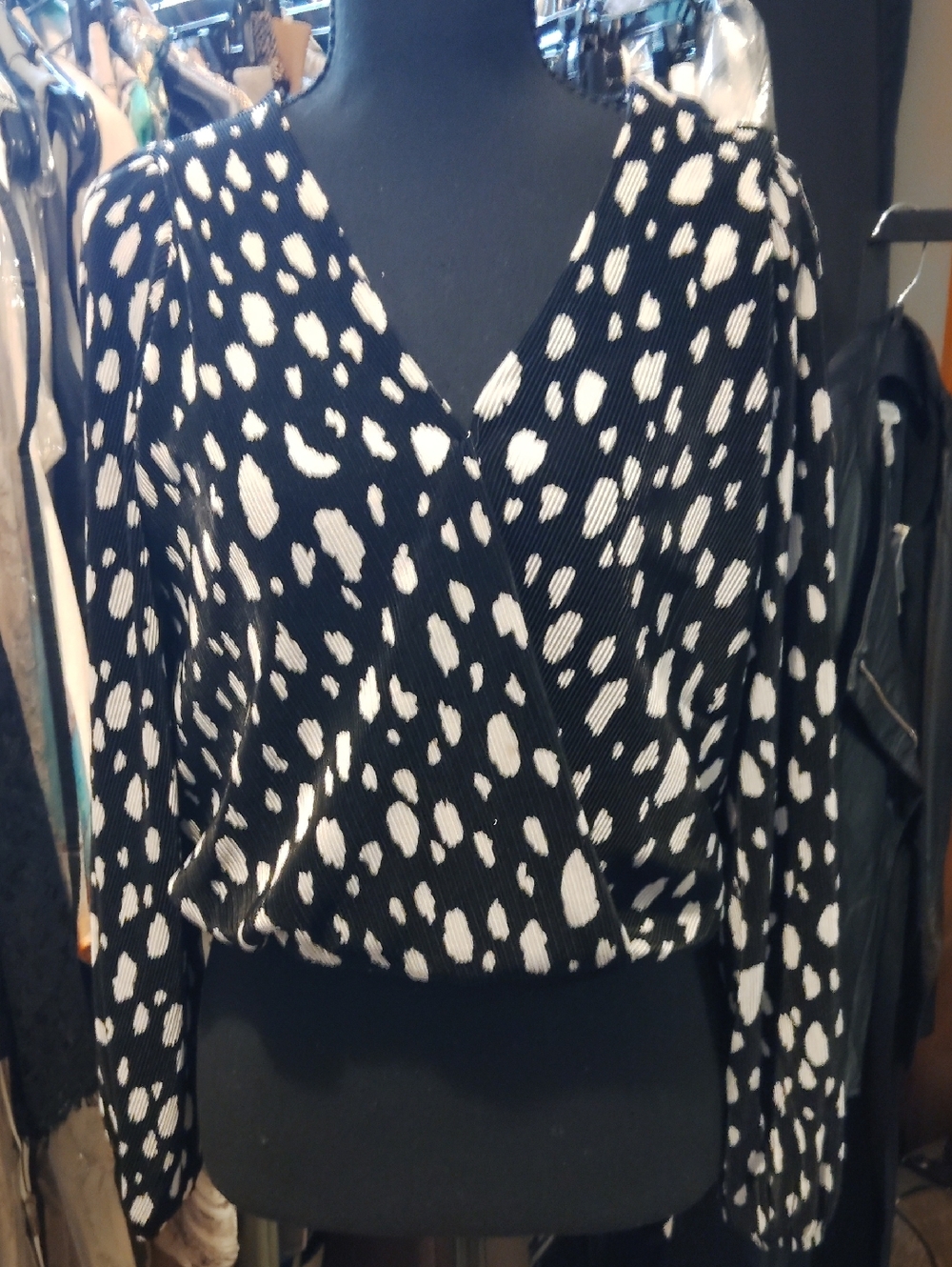 Astr Black and White Printed Cropped Blouson Blouse XS